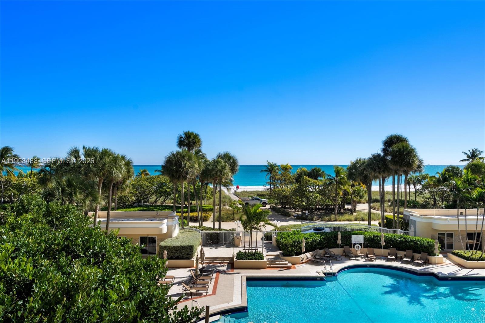 BAL HARBOUR TOWER CONDO - Residential