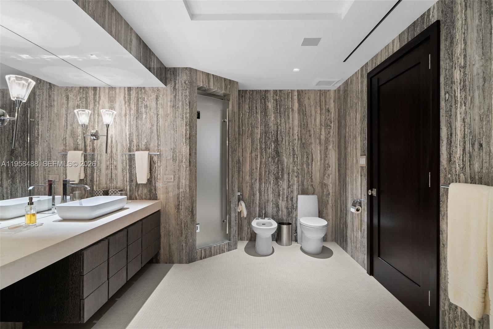 BAL HARBOUR TOWER CONDO - Residential