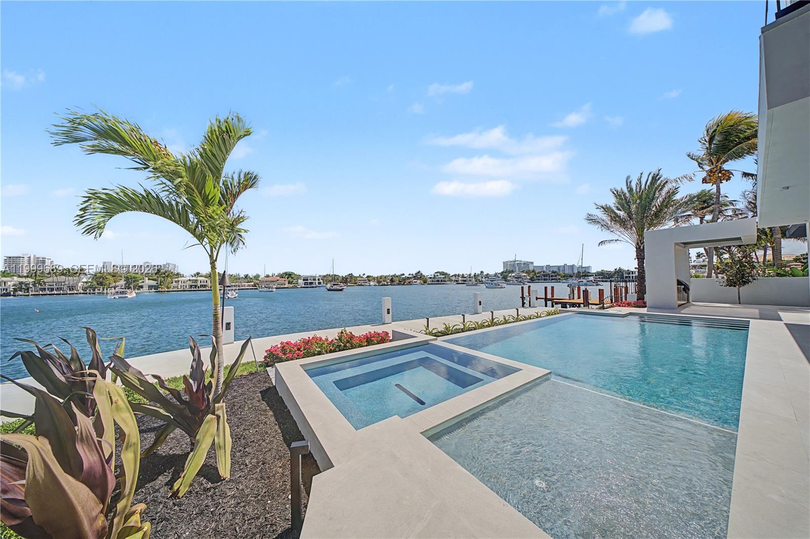 LUCILLE ISLAND - Residential