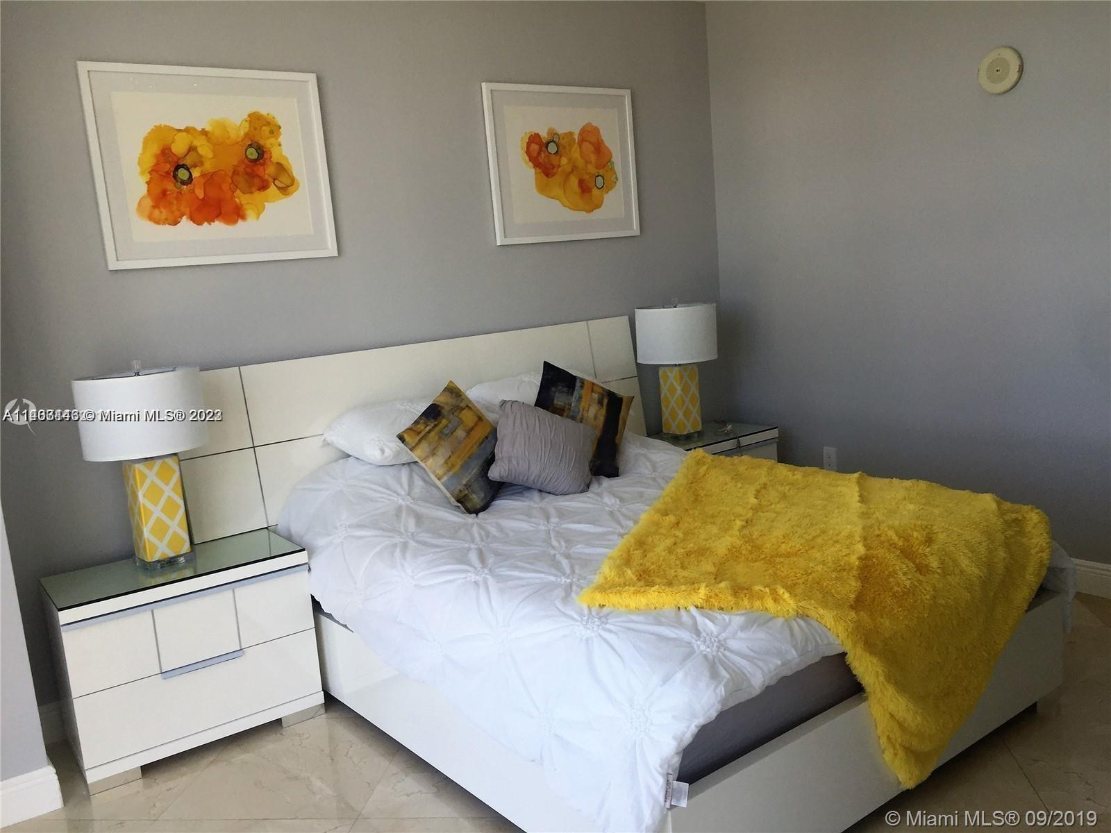 TRUMP ROYALE CONDO - Residential Lease