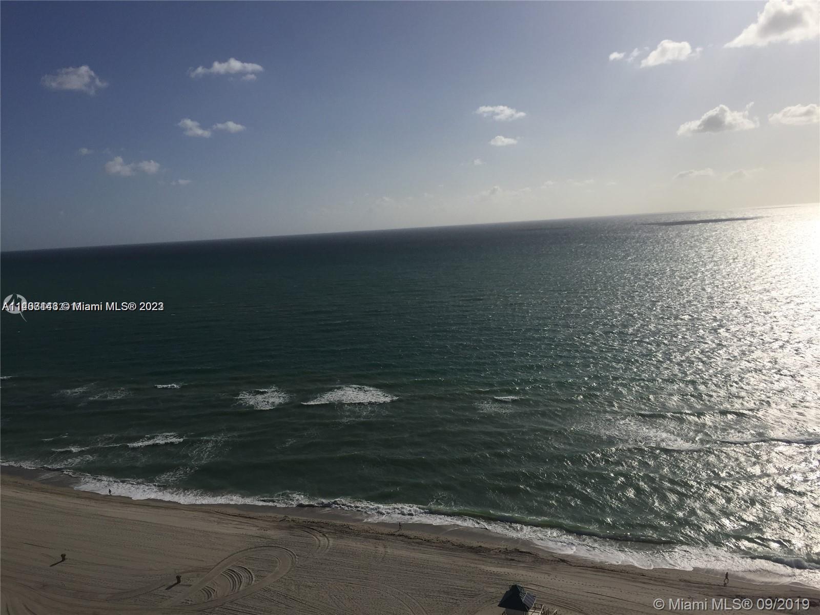 TRUMP ROYALE CONDO - Residential Lease