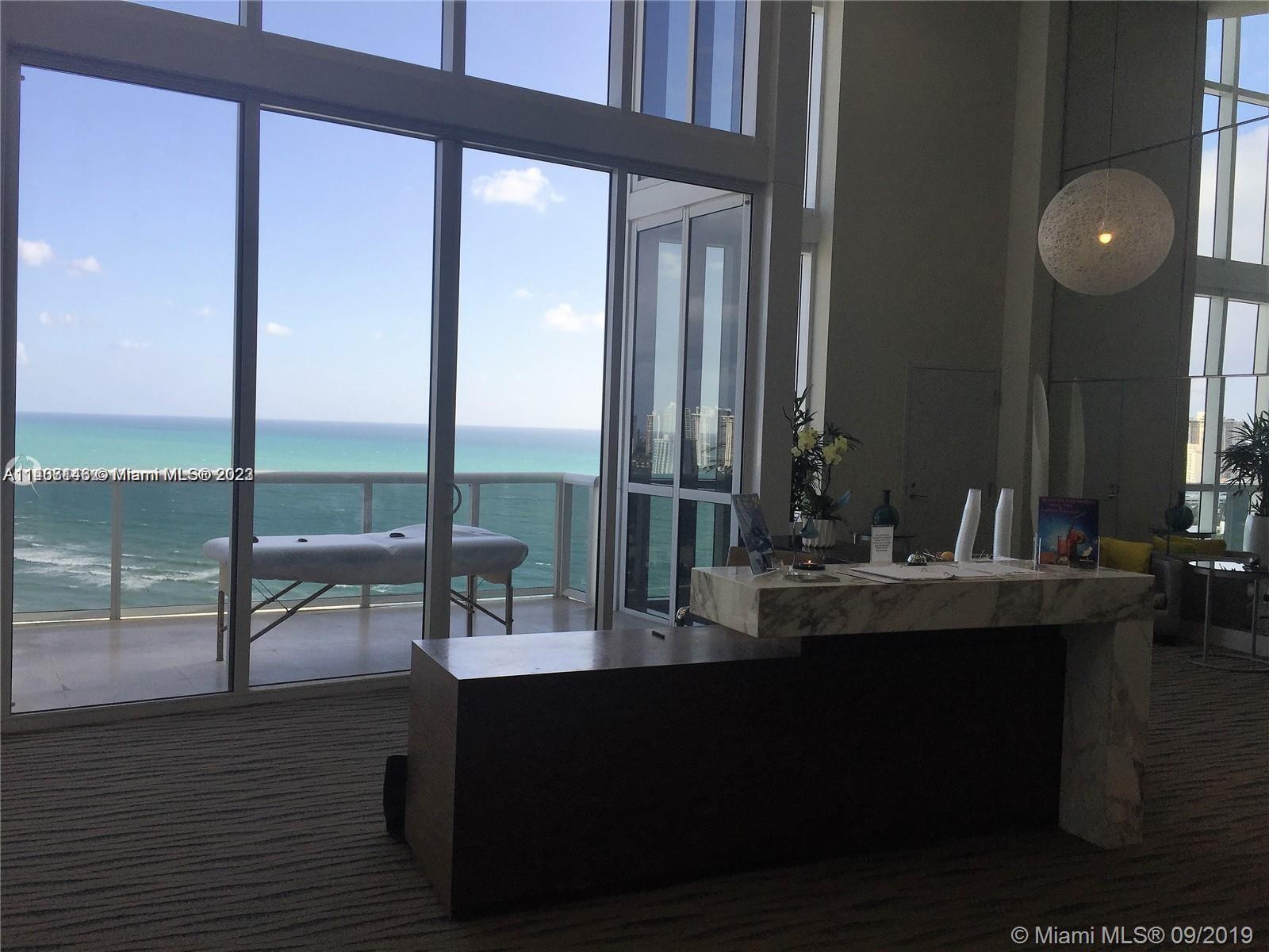 TRUMP ROYALE CONDO - Residential Lease