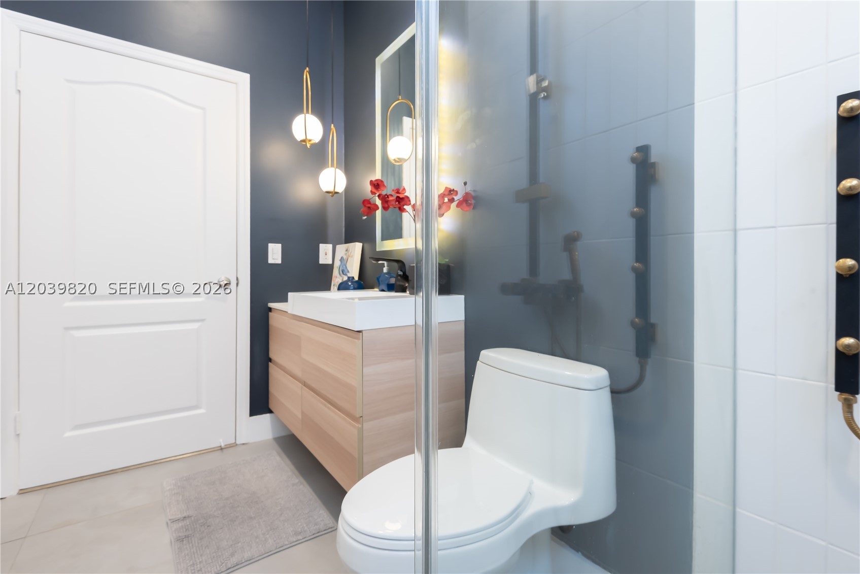 DORAL ISLES-ANTILLES - Residential