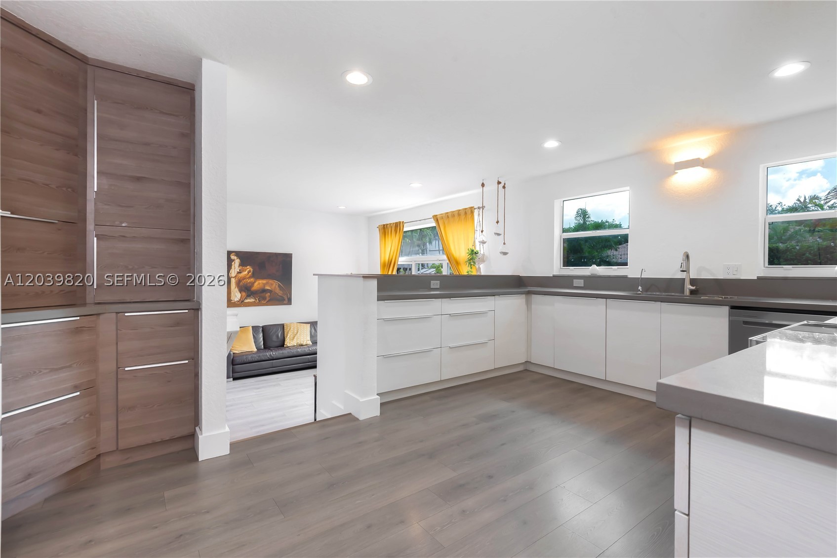 DORAL ISLES-ANTILLES - Residential