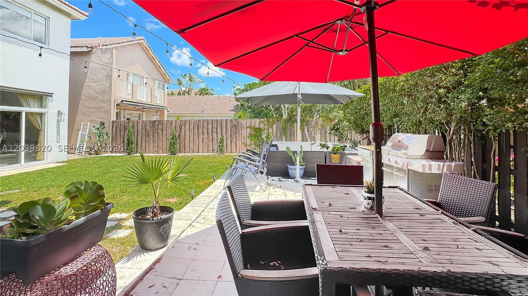 DORAL ISLES-ANTILLES - Residential