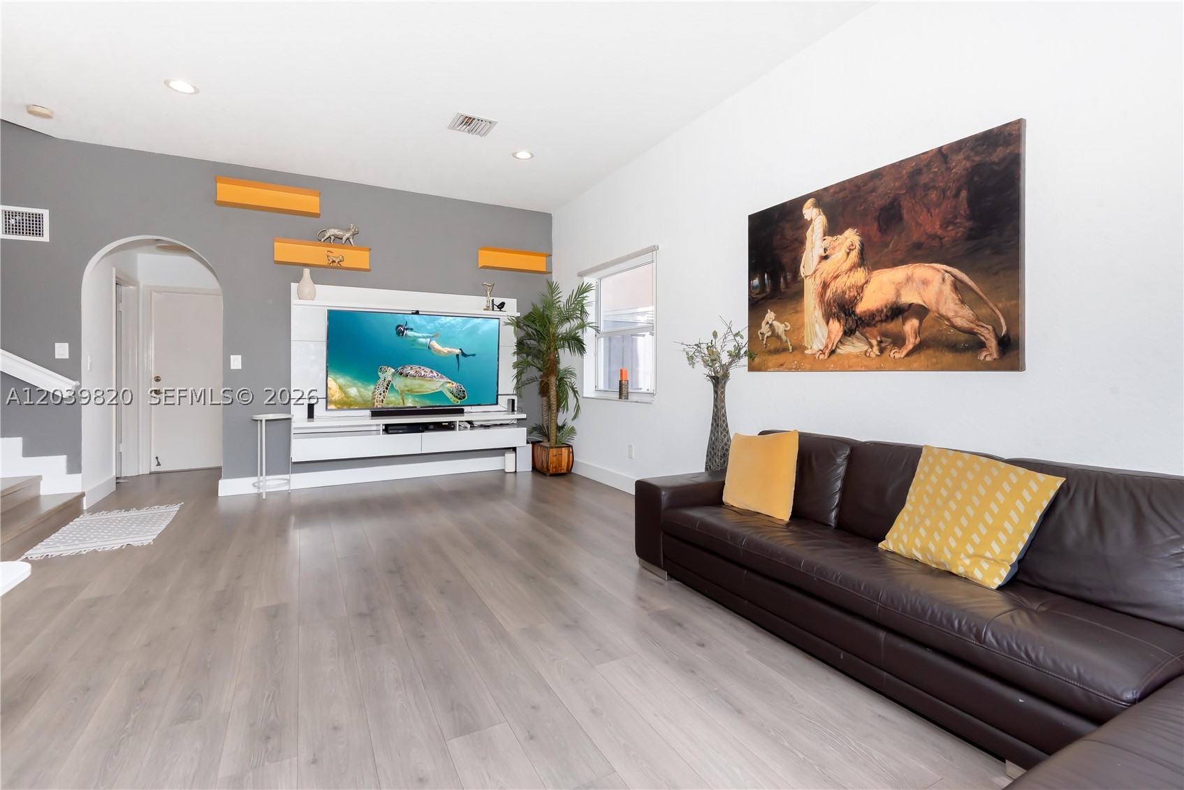DORAL ISLES-ANTILLES - Residential