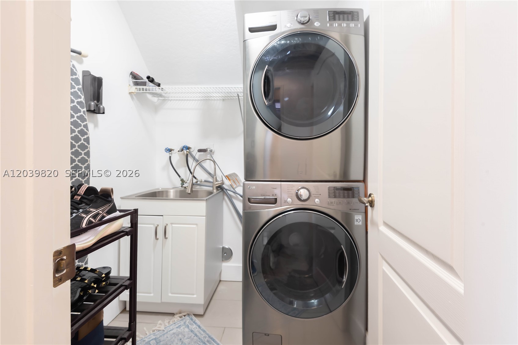 DORAL ISLES-ANTILLES - Residential