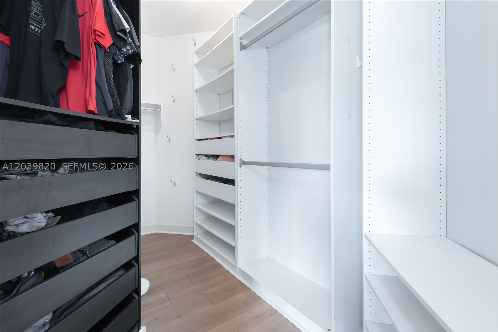 DORAL ISLES-ANTILLES - Residential