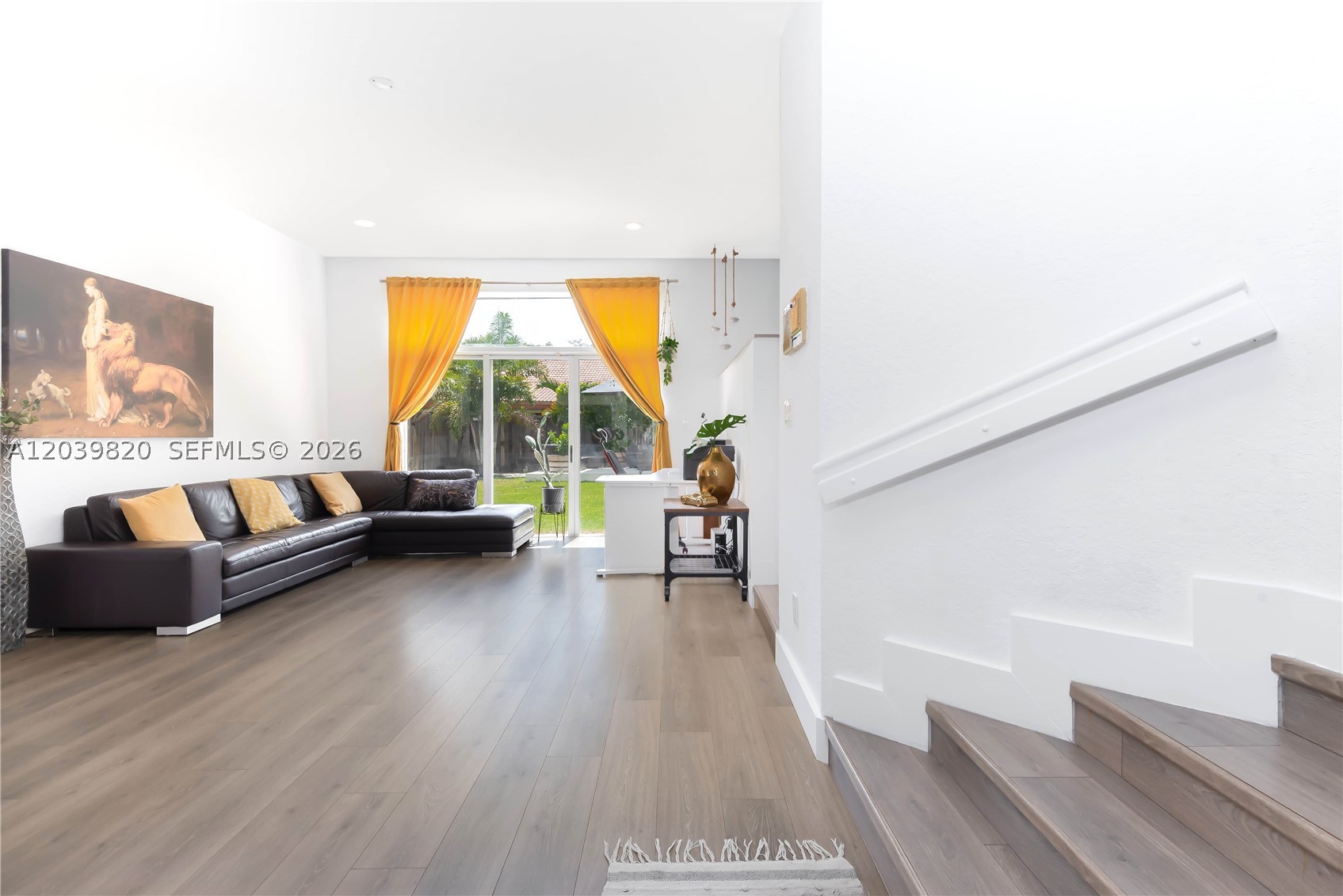 DORAL ISLES-ANTILLES - Residential