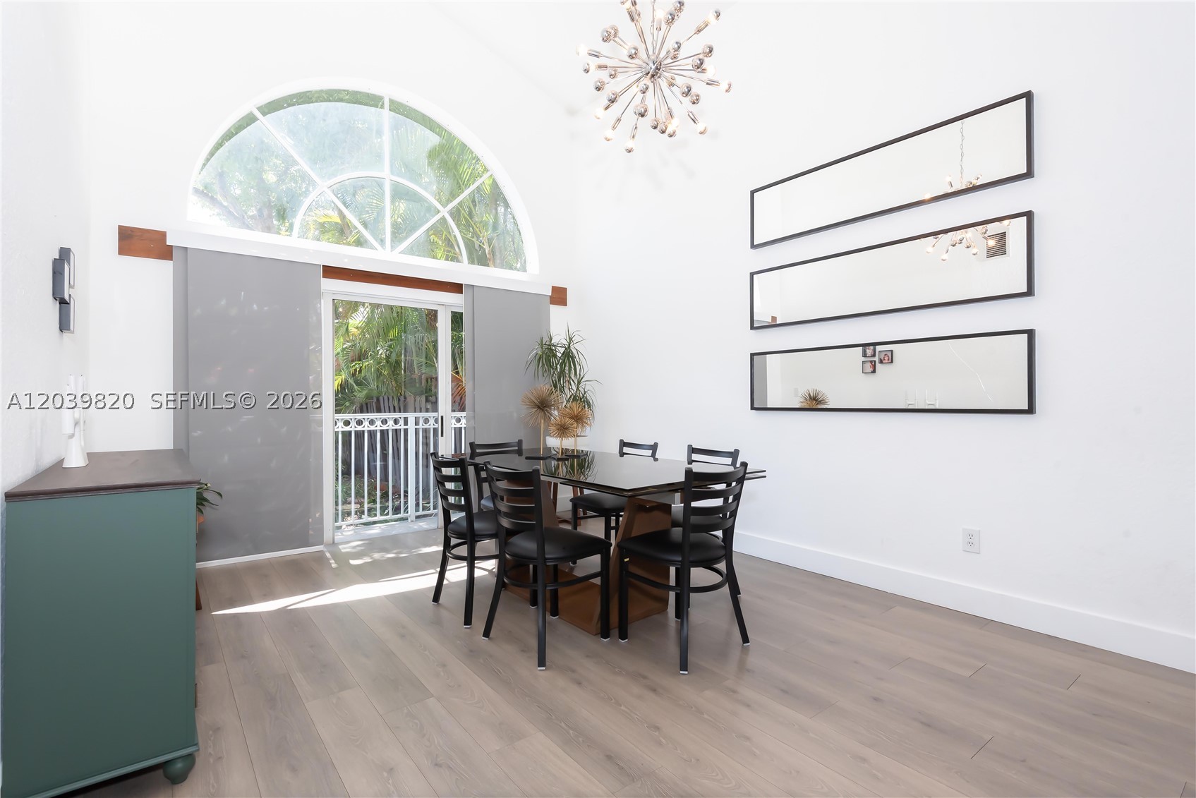 DORAL ISLES-ANTILLES - Residential