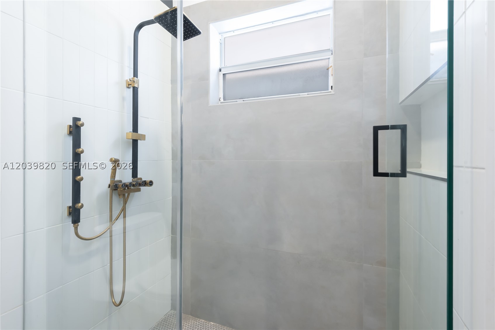 DORAL ISLES-ANTILLES - Residential