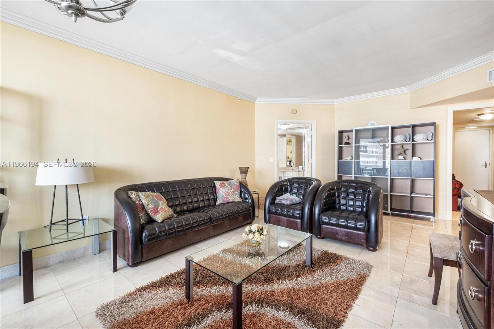 SOLIMAR CONDO - Residential