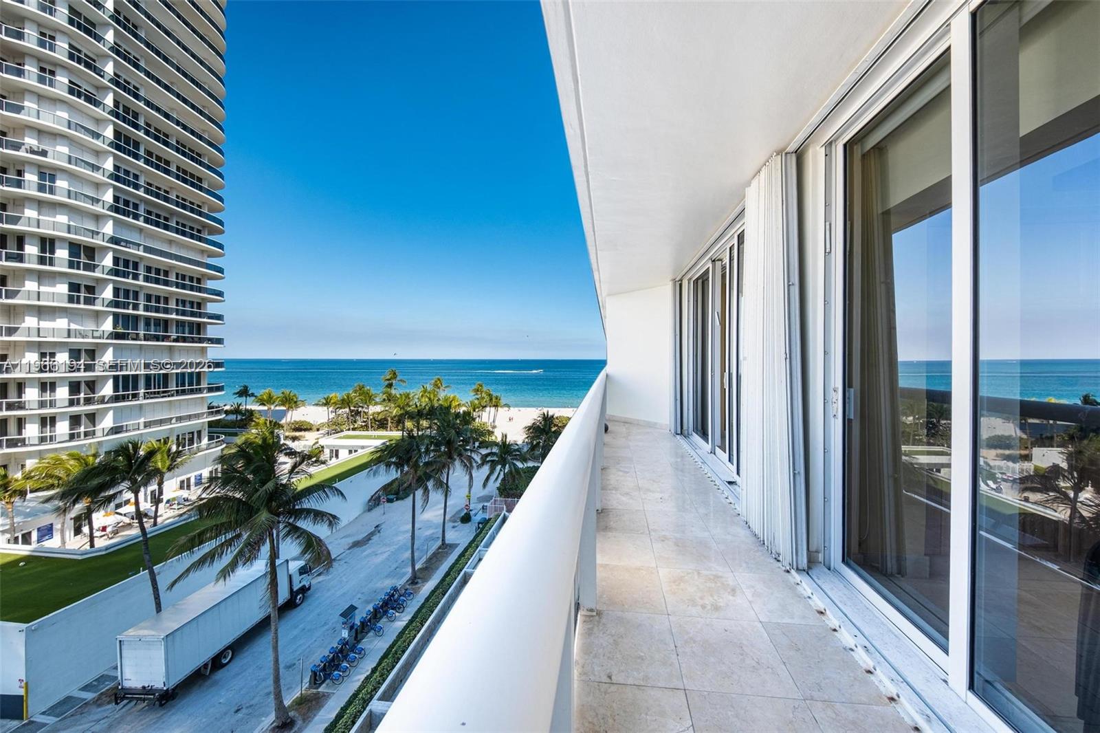 SOLIMAR CONDO - Residential