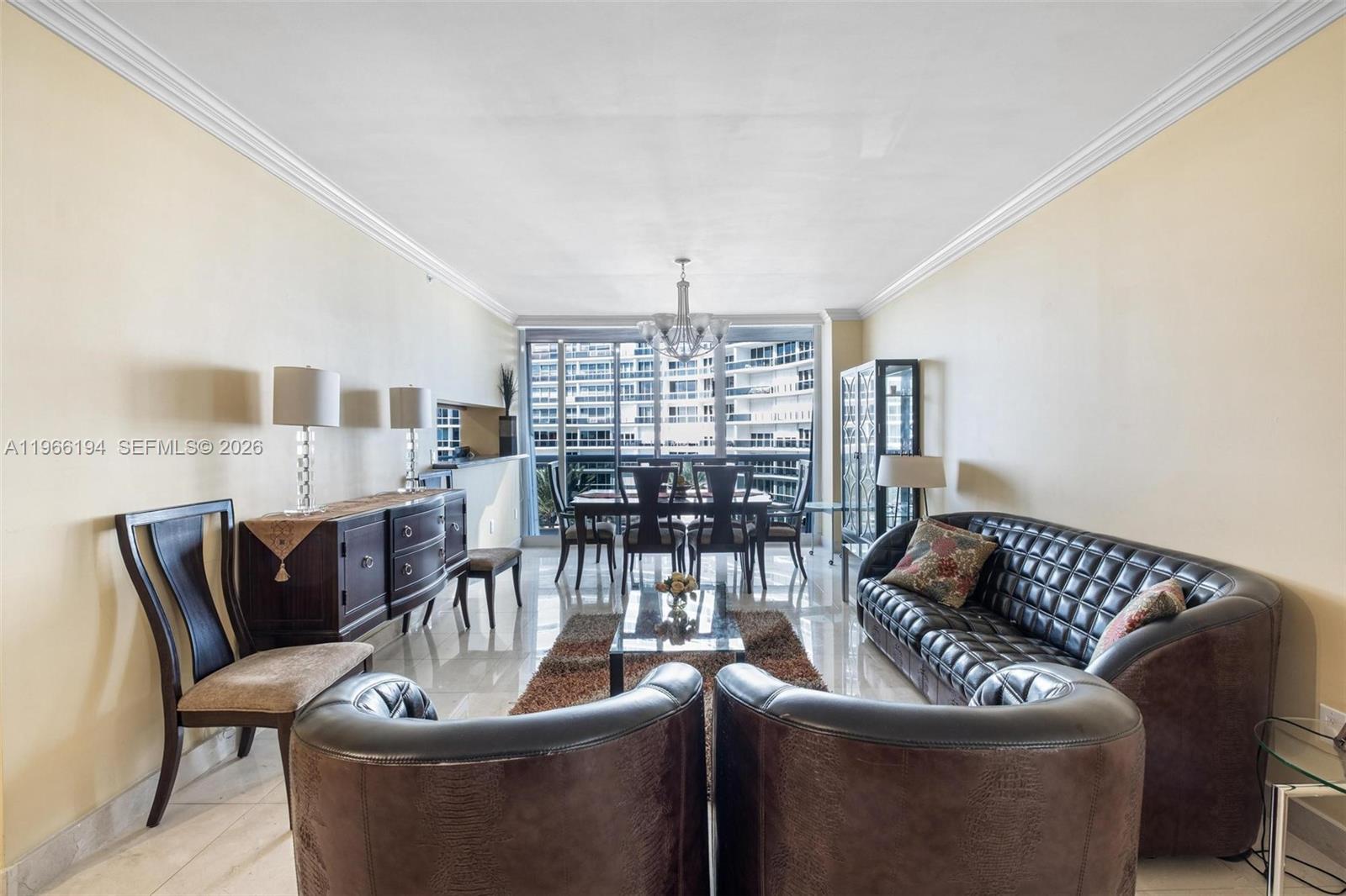 SOLIMAR CONDO - Residential