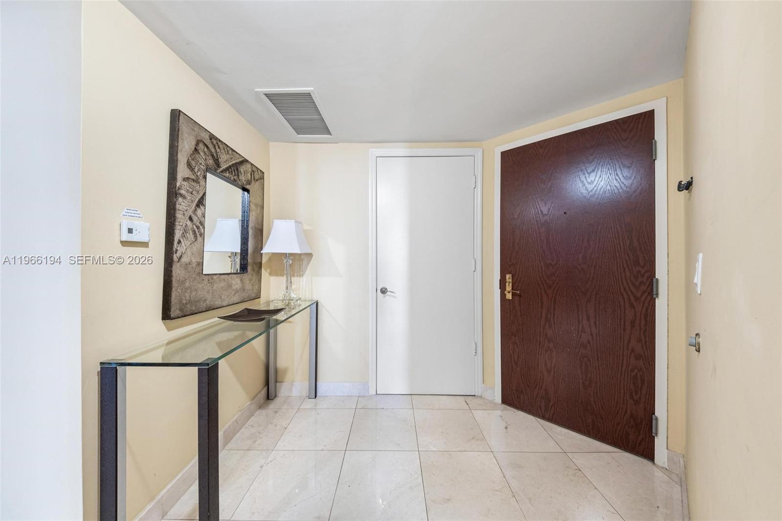 SOLIMAR CONDO - Residential