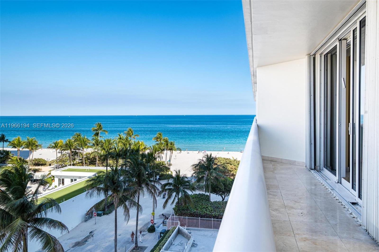 SOLIMAR CONDO - Residential