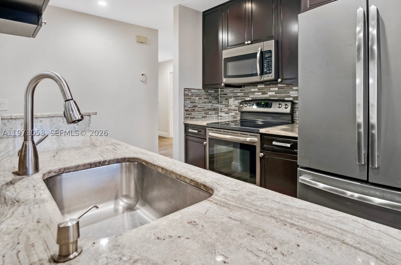 CHELSEA II - Residential