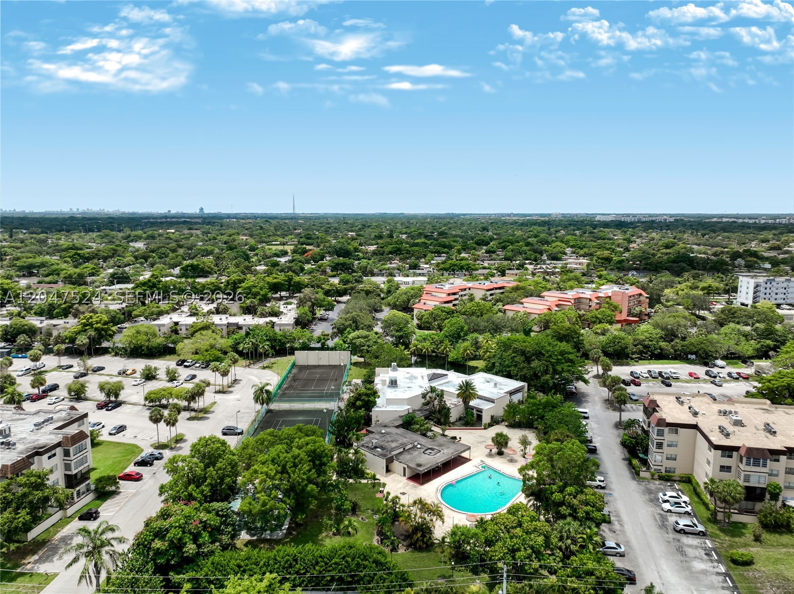 OMEGA CONDO NO 2 - Residential