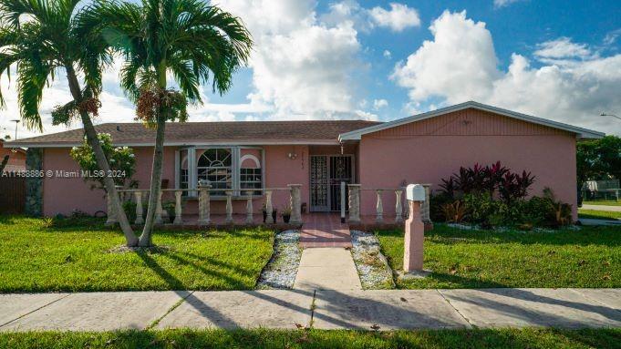 Reduced!! Great price for a family who's looking for a lovely, very spacious 4 bedrooms 2 bath single family home!! Large family room, beautiful living room bay window, formal dining room, large kitchen with space to use as eat in kitchen or den/office or second family room, 2 car garage, plenty of outdoor space for entertaining, relaxing and room for a pool! Master bathroom has a walk-in tub/shower.
Priced to update to your preference!! No HOA, located in a nice neighborhood with accessibility to shopping, highways, schools and much more! A must see!