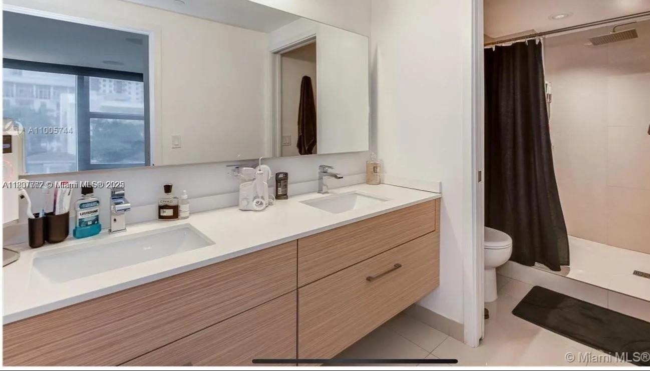 BAY HOUSE MIAMI CONDO - Residential