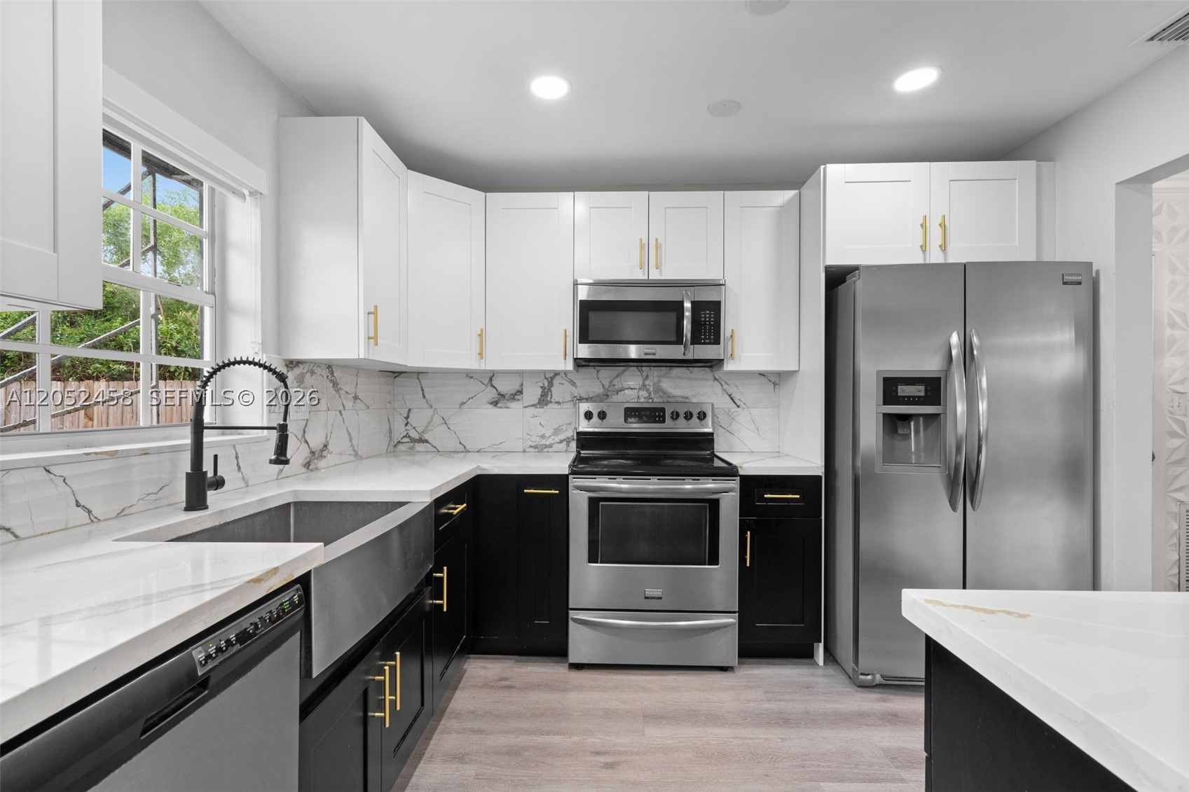 FAIRWAY ESTATES SEC SIX - Residential