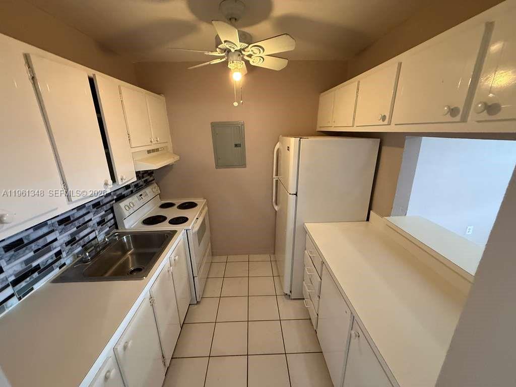 TOWN COLONY CONDO - Residential Lease
