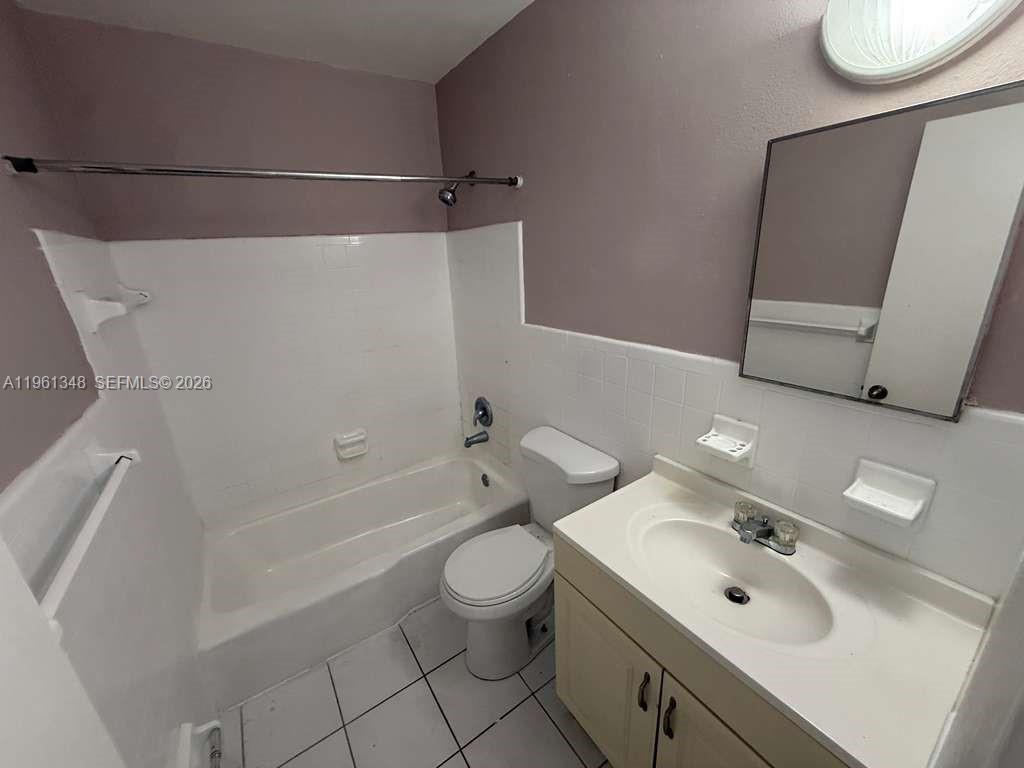 TOWN COLONY CONDO - Residential Lease