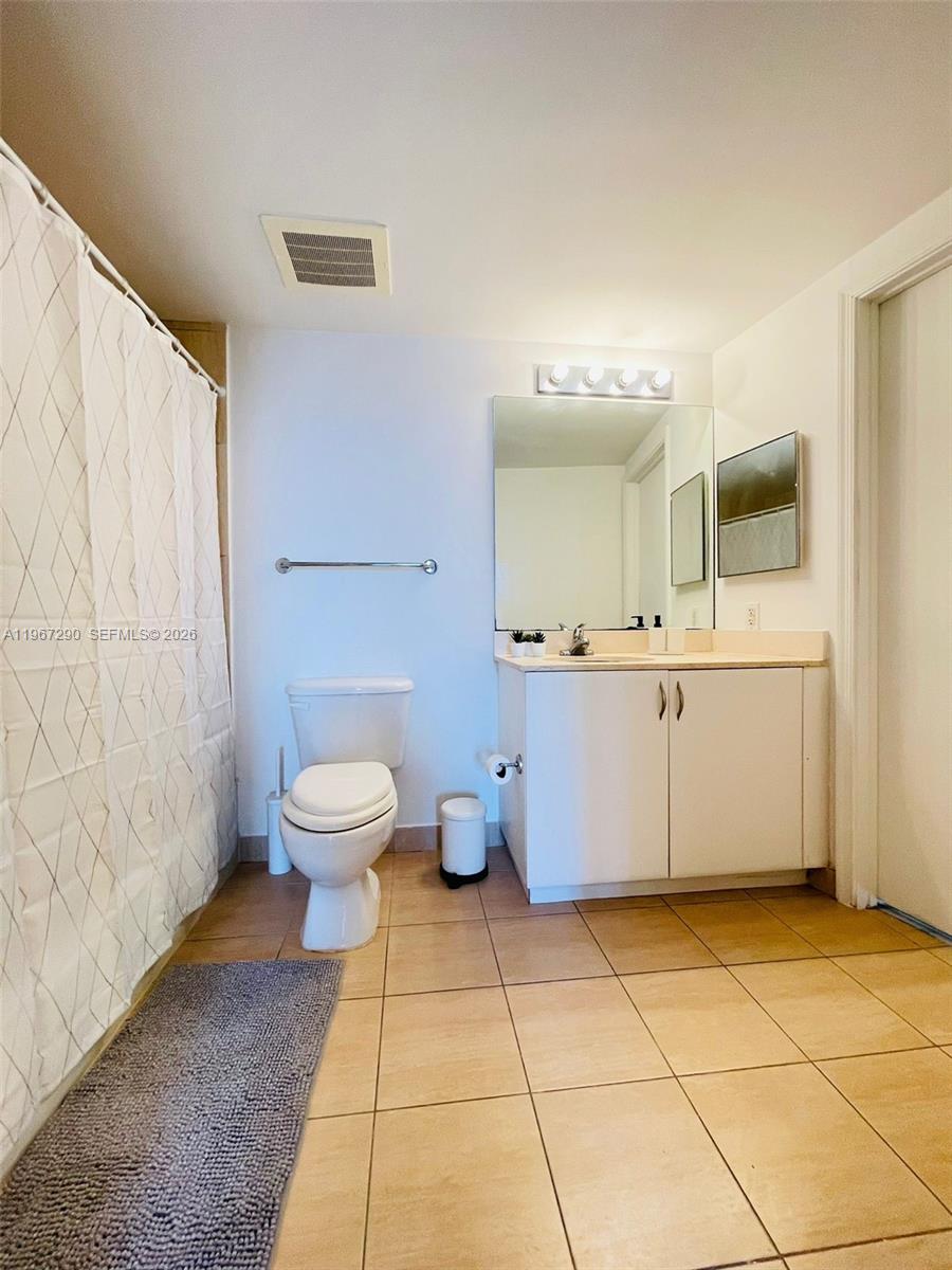 OPERA TOWER CONDO - Residential