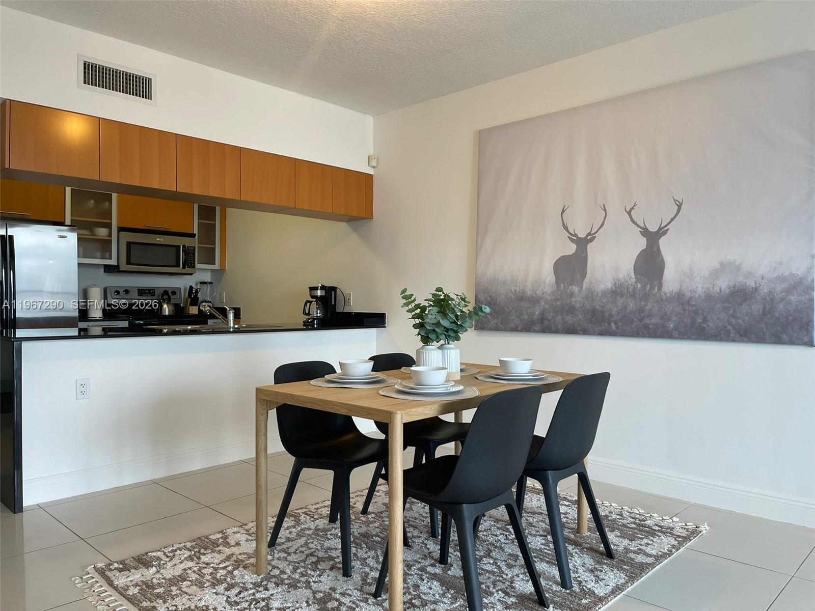 OPERA TOWER CONDO - Residential