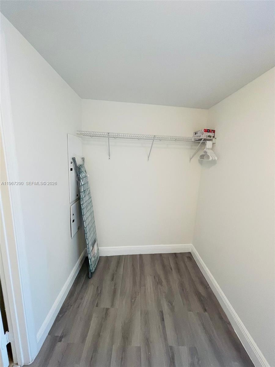 OPERA TOWER CONDO - Residential