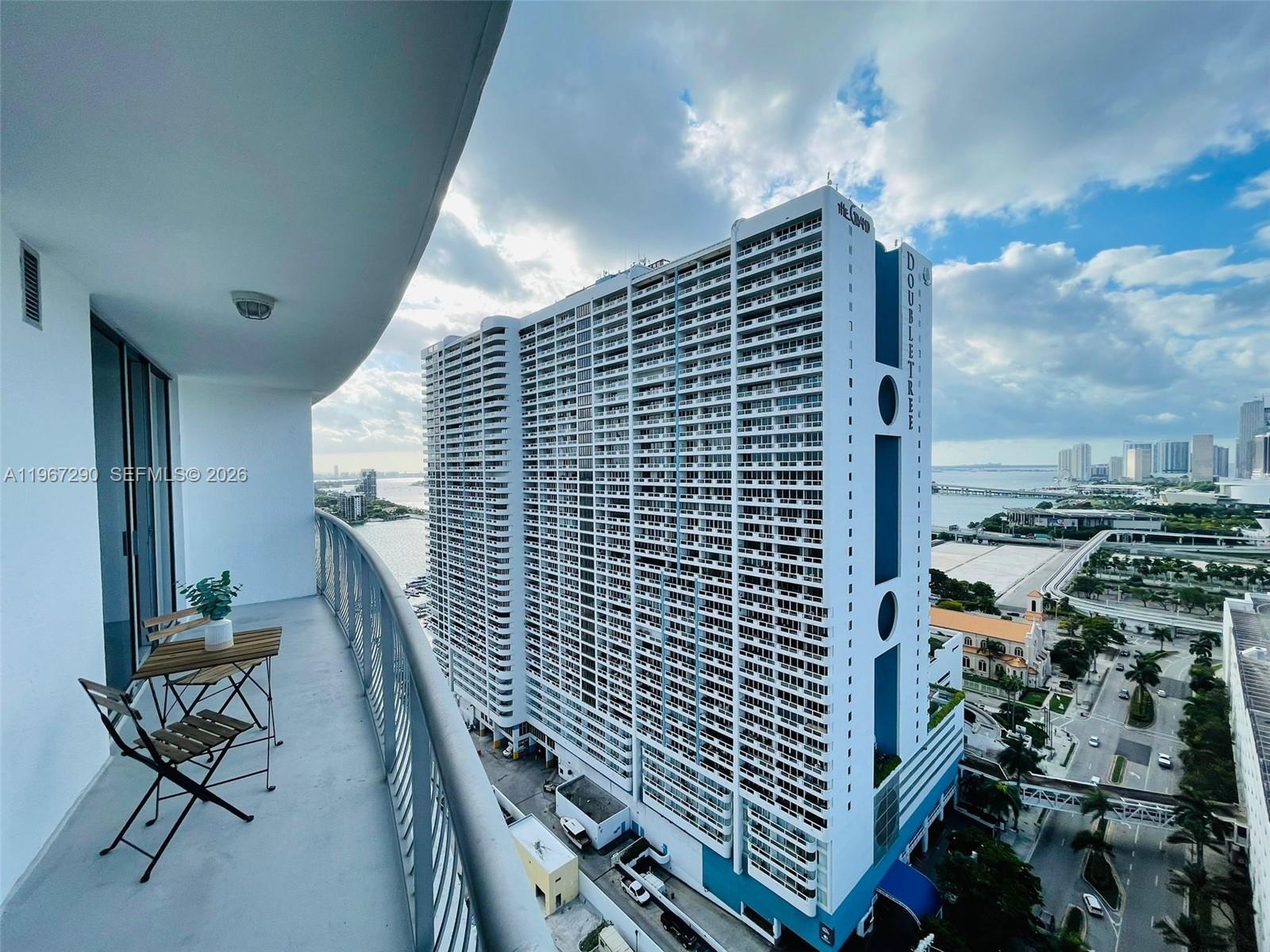 OPERA TOWER CONDO - Residential