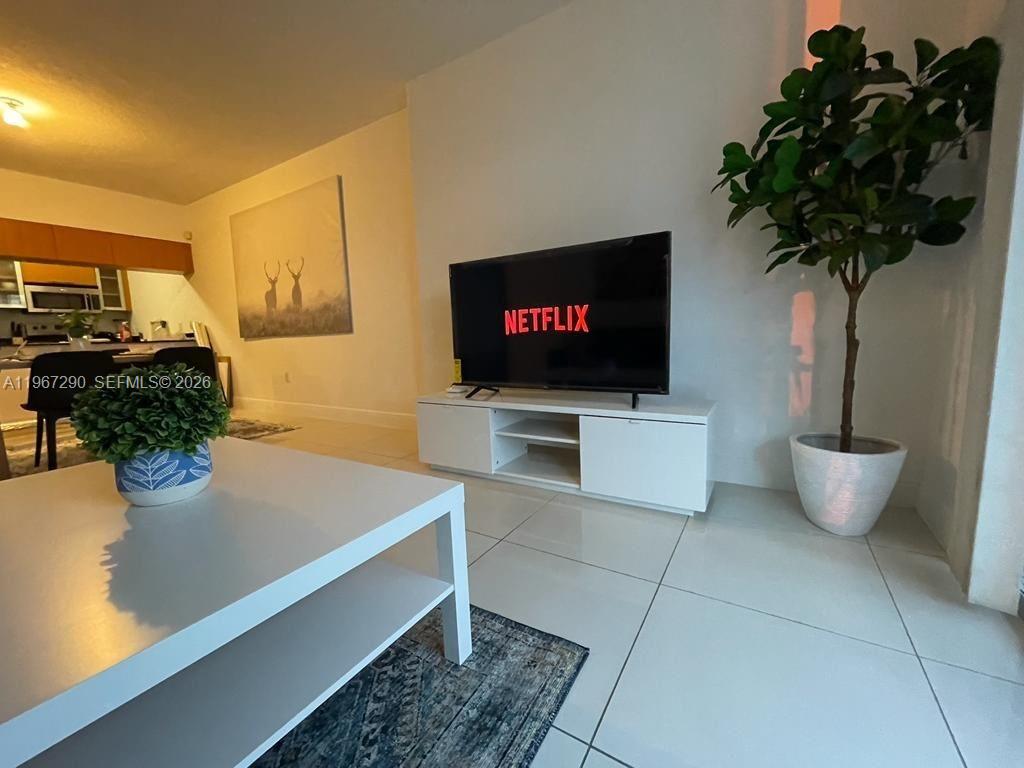 OPERA TOWER CONDO - Residential