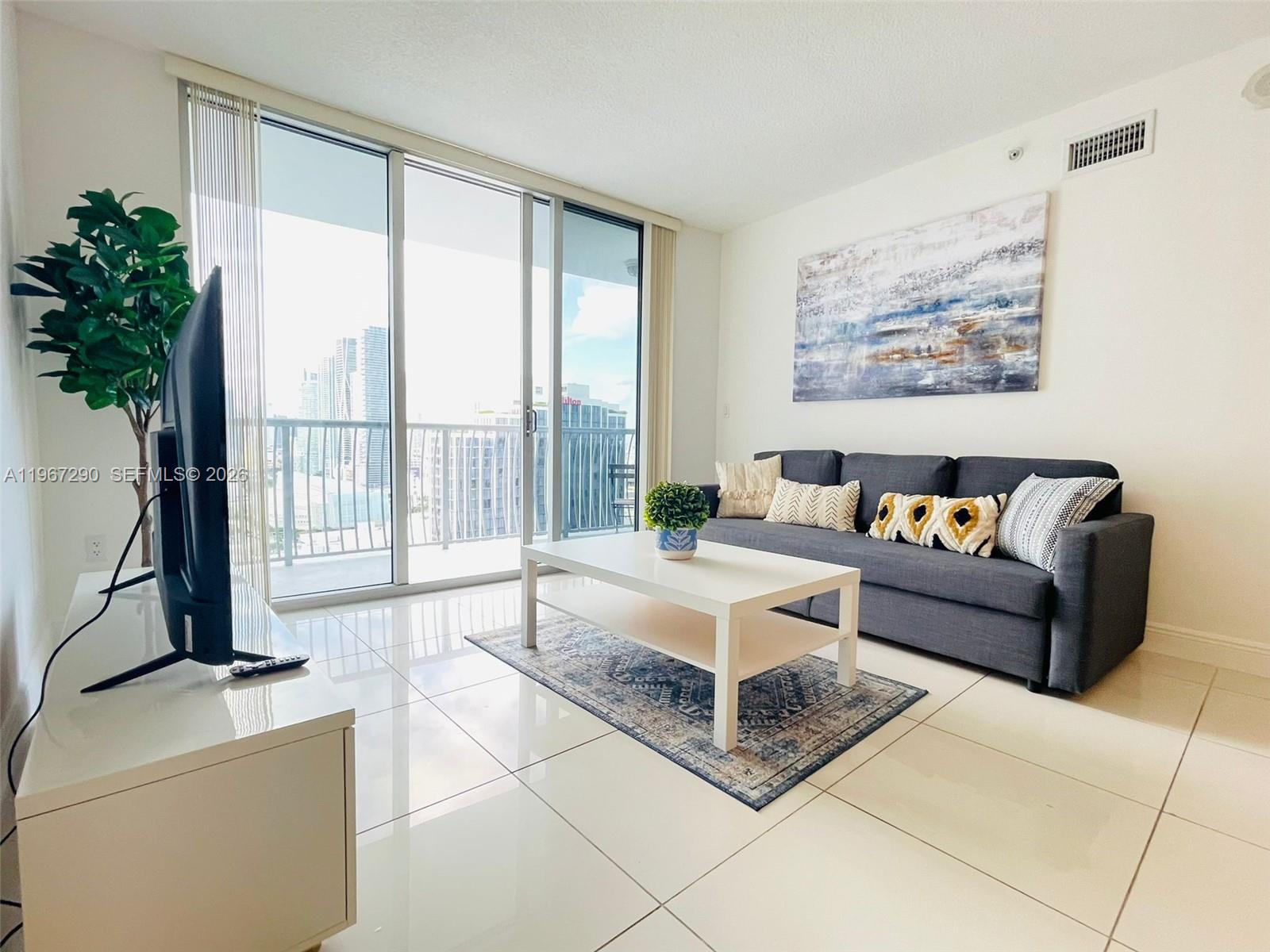 OPERA TOWER CONDO - Residential