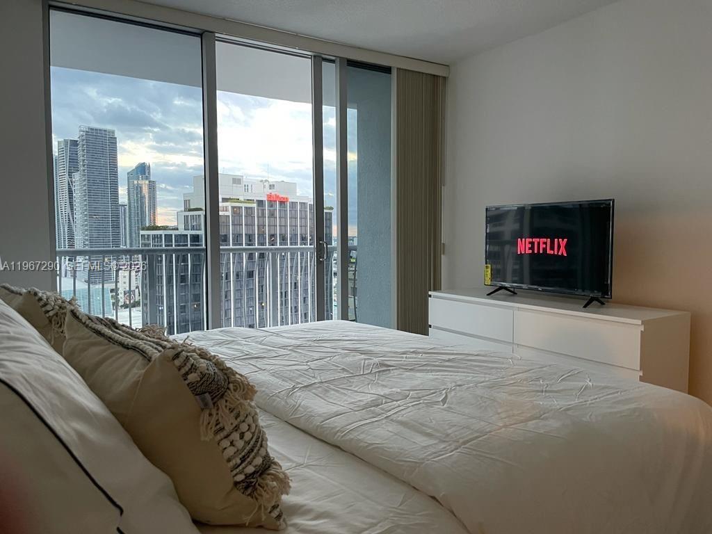 OPERA TOWER CONDO - Residential