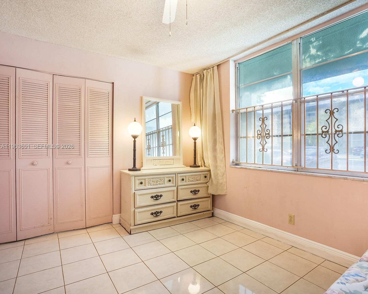 CYPRESS CHASE CONDO NO 1 - Residential