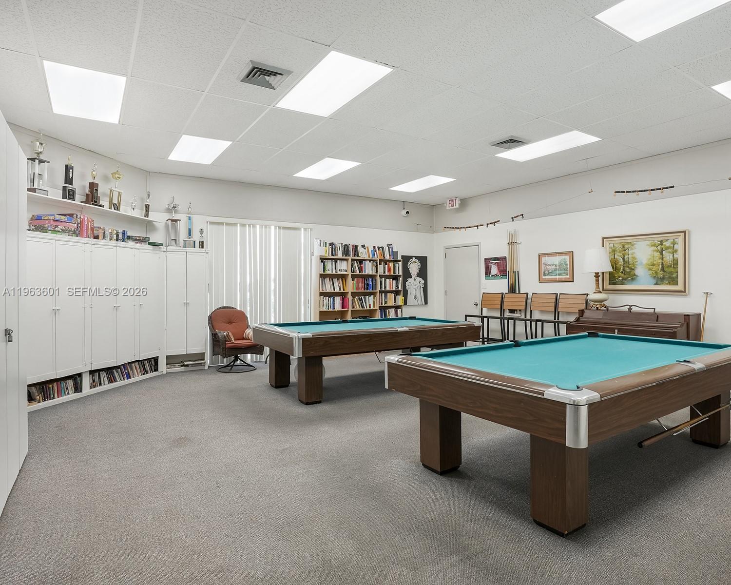 CYPRESS CHASE CONDO NO 1 - Residential