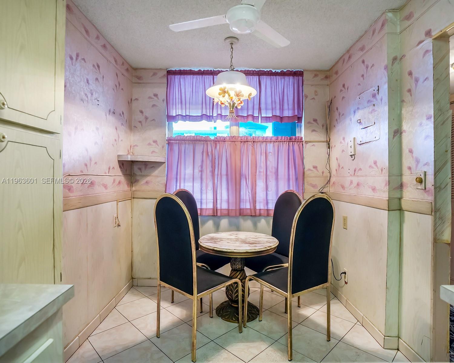 CYPRESS CHASE CONDO NO 1 - Residential
