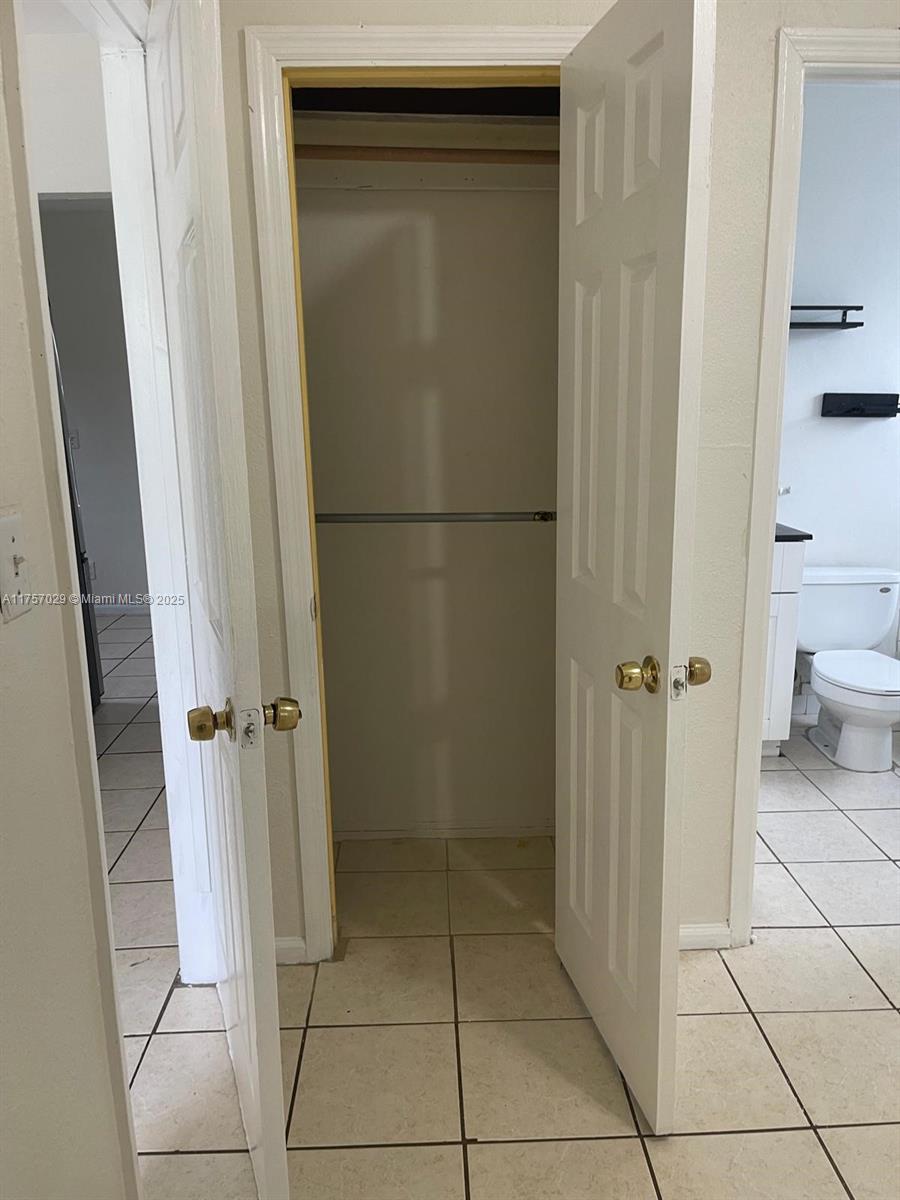 WASHINGTON PARK HALLANDAL - Residential Lease