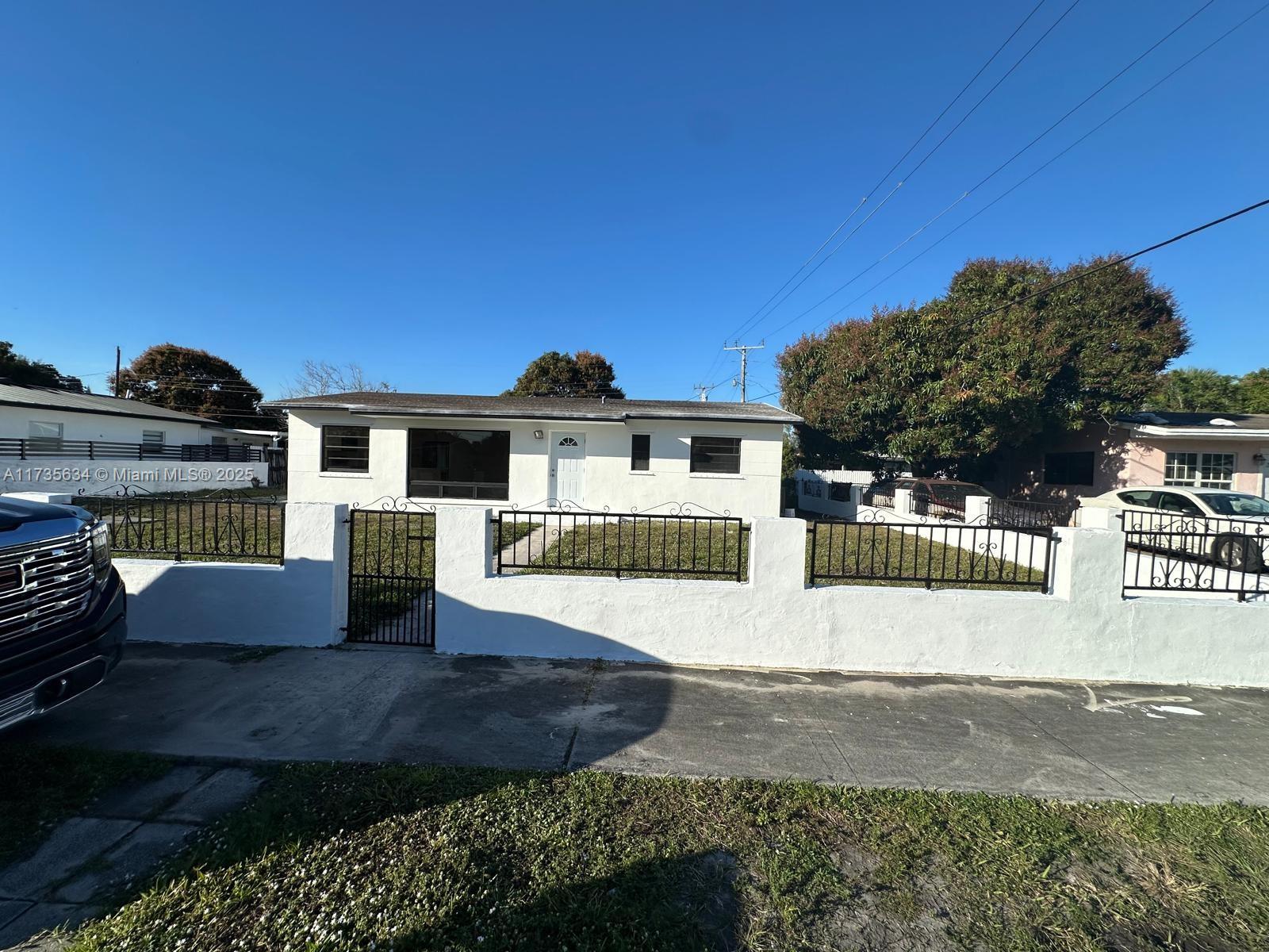 CAROL CITY REV PLAT - Residential