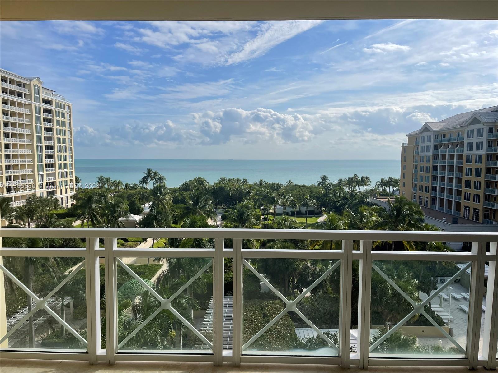 GRAND BAY RESIDENCES COND - Residential