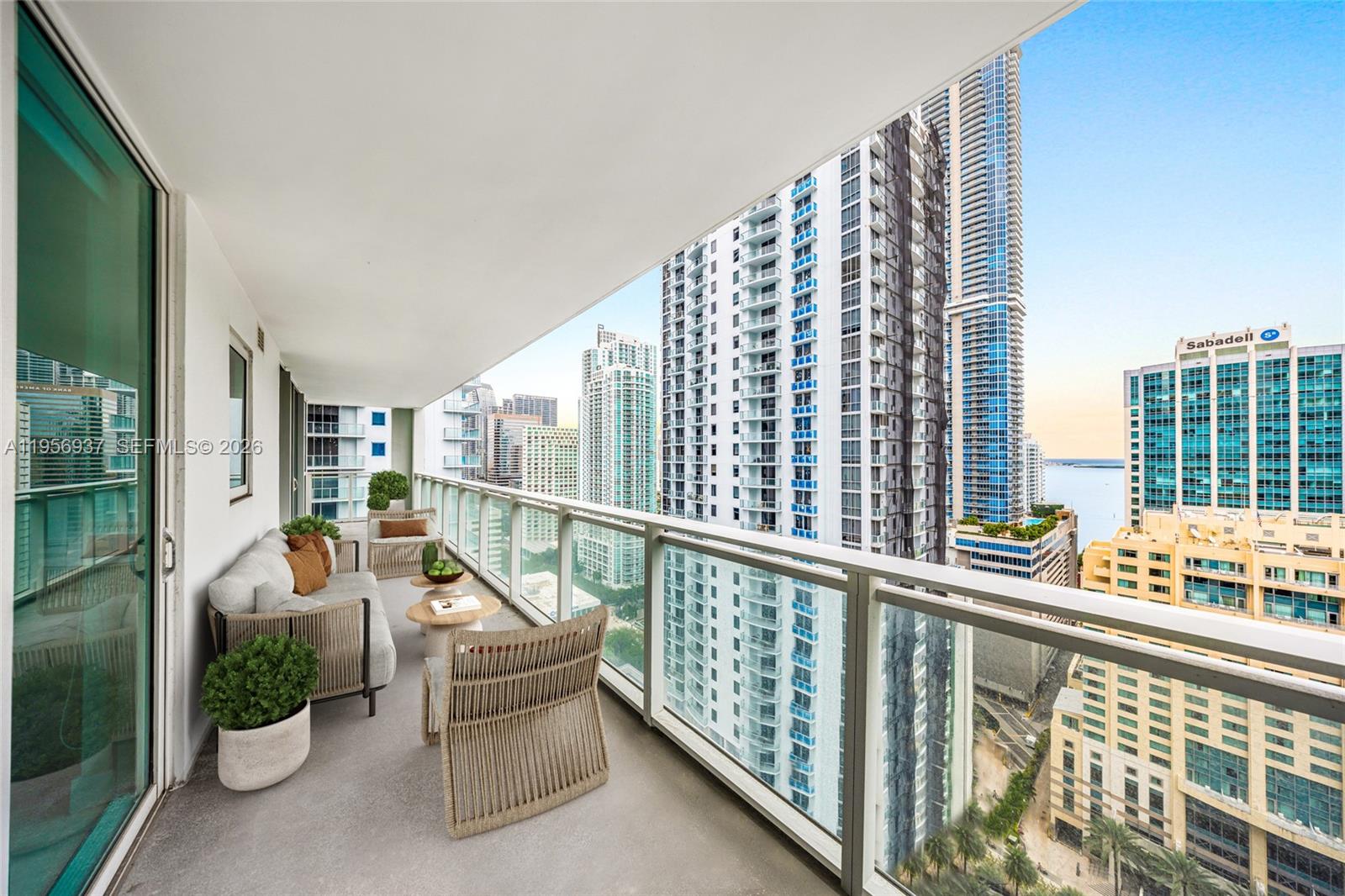 THE BOND (1080 BRICKELL) - Residential