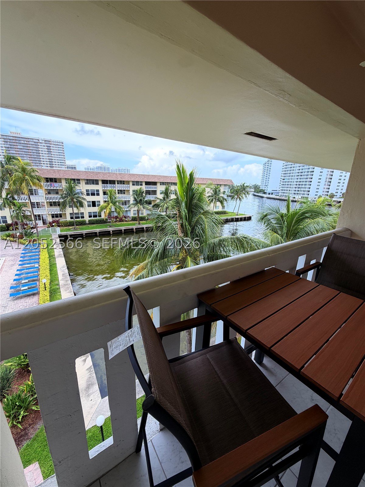 ISLANDS-BERMUDA CONDO - Residential Lease
