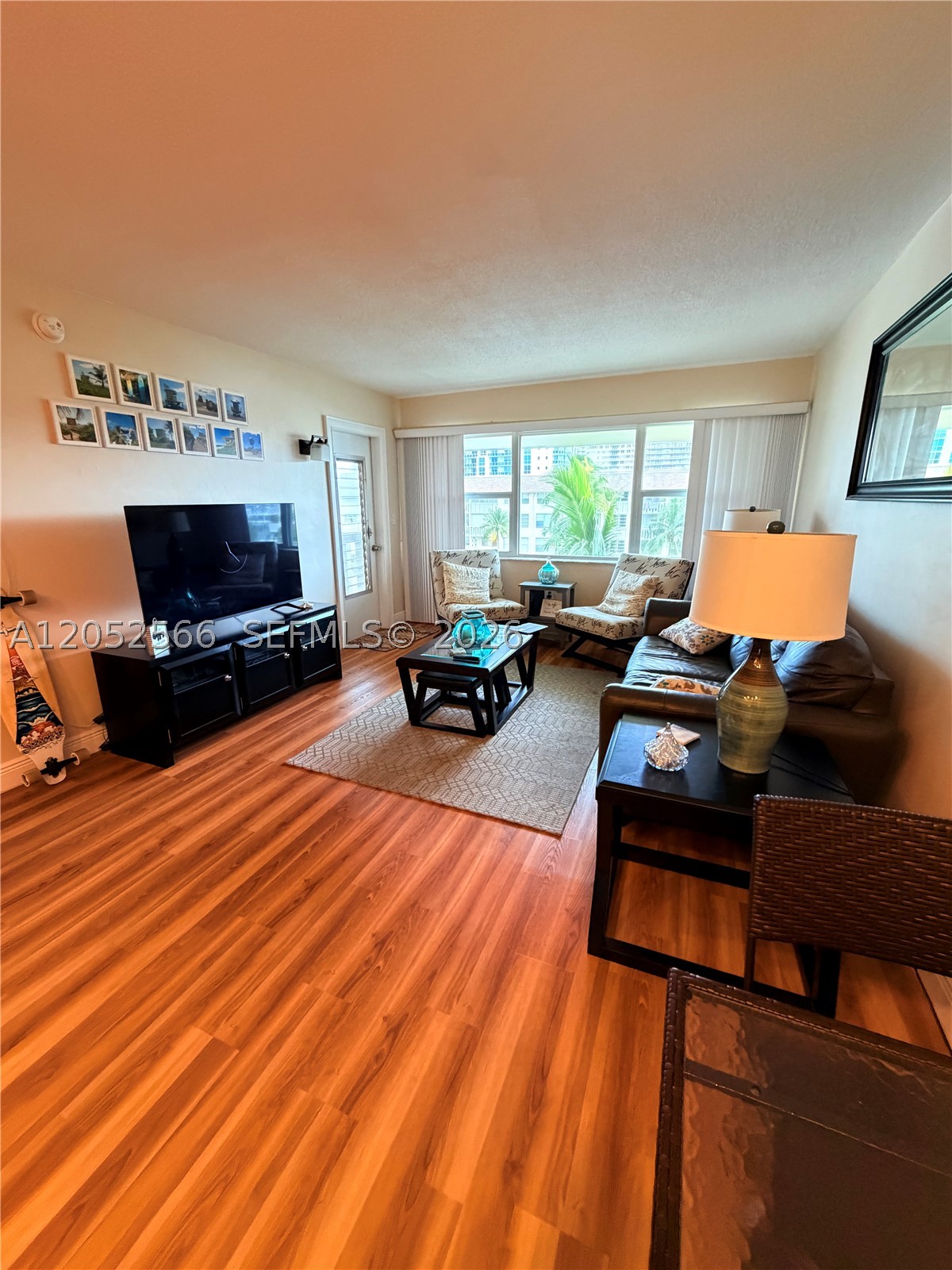 ISLANDS-BERMUDA CONDO - Residential Lease