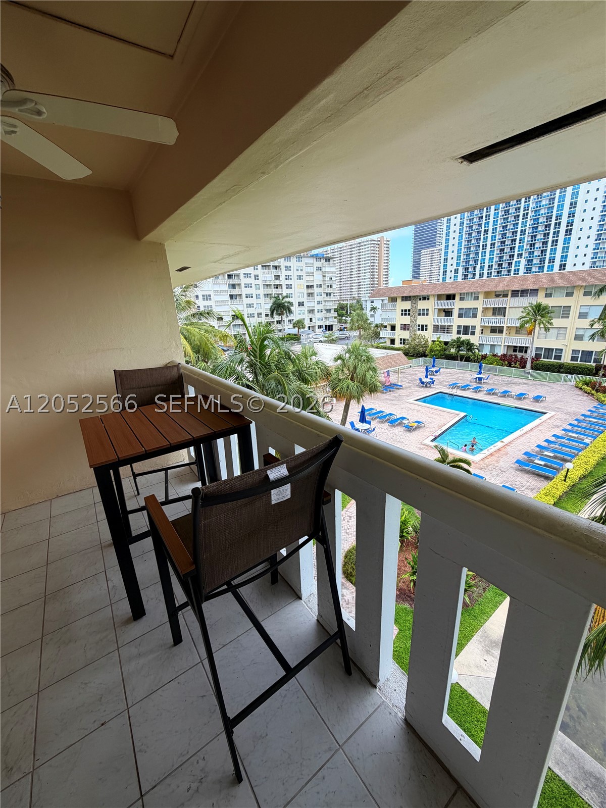 ISLANDS-BERMUDA CONDO - Residential Lease