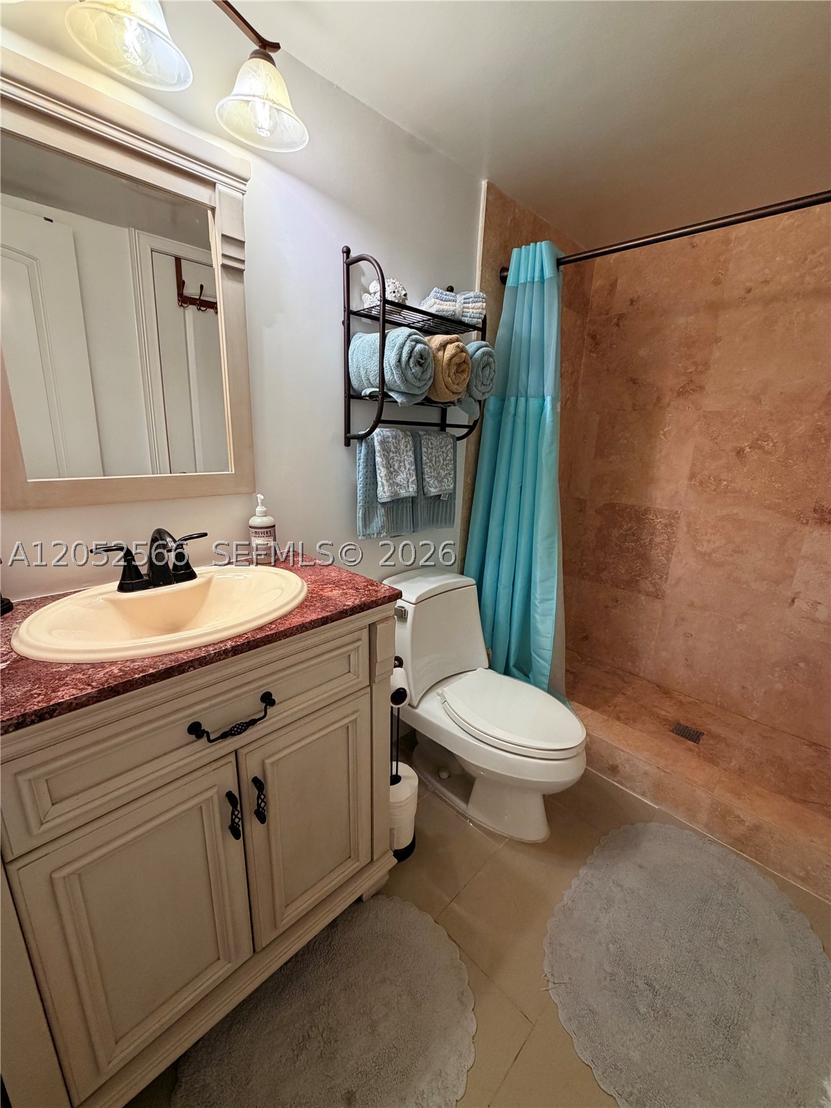 ISLANDS-BERMUDA CONDO - Residential Lease