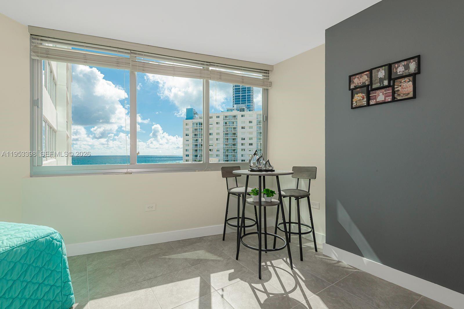 BURLEIGH HOUSE CONDO - Residential