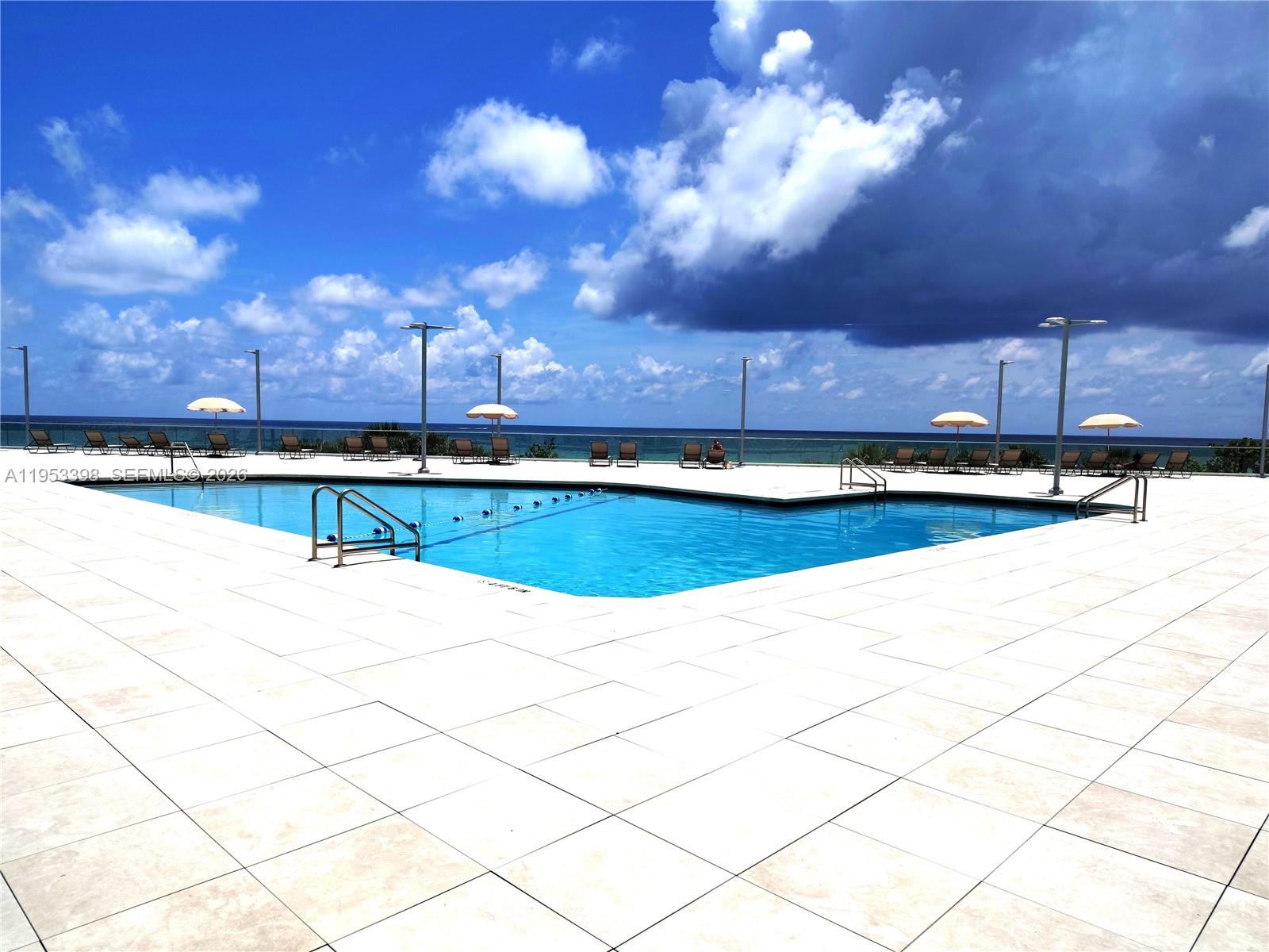 BURLEIGH HOUSE CONDO - Residential