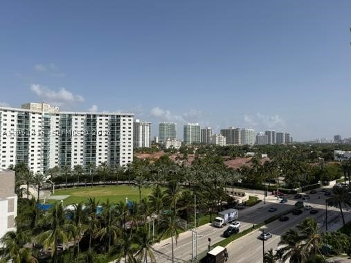 THE AVENTURA BEACH CLUB C - Residential