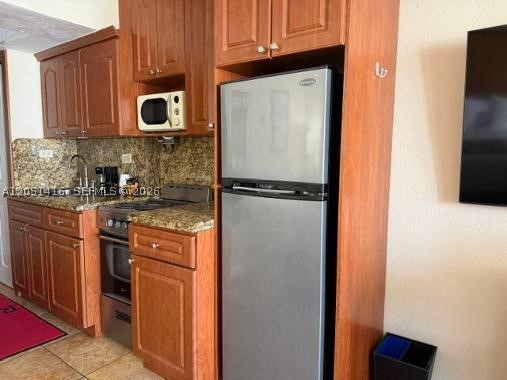 THE AVENTURA BEACH CLUB C - Residential