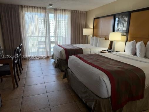 THE AVENTURA BEACH CLUB C - Residential